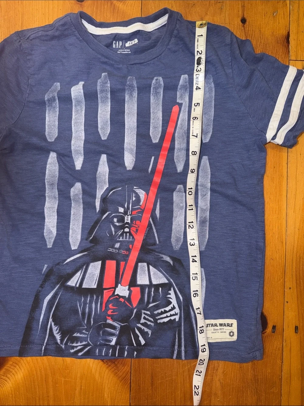 Shirt GAP Navy Star Wars Darth Vader Tee Red Lightsaber Kids